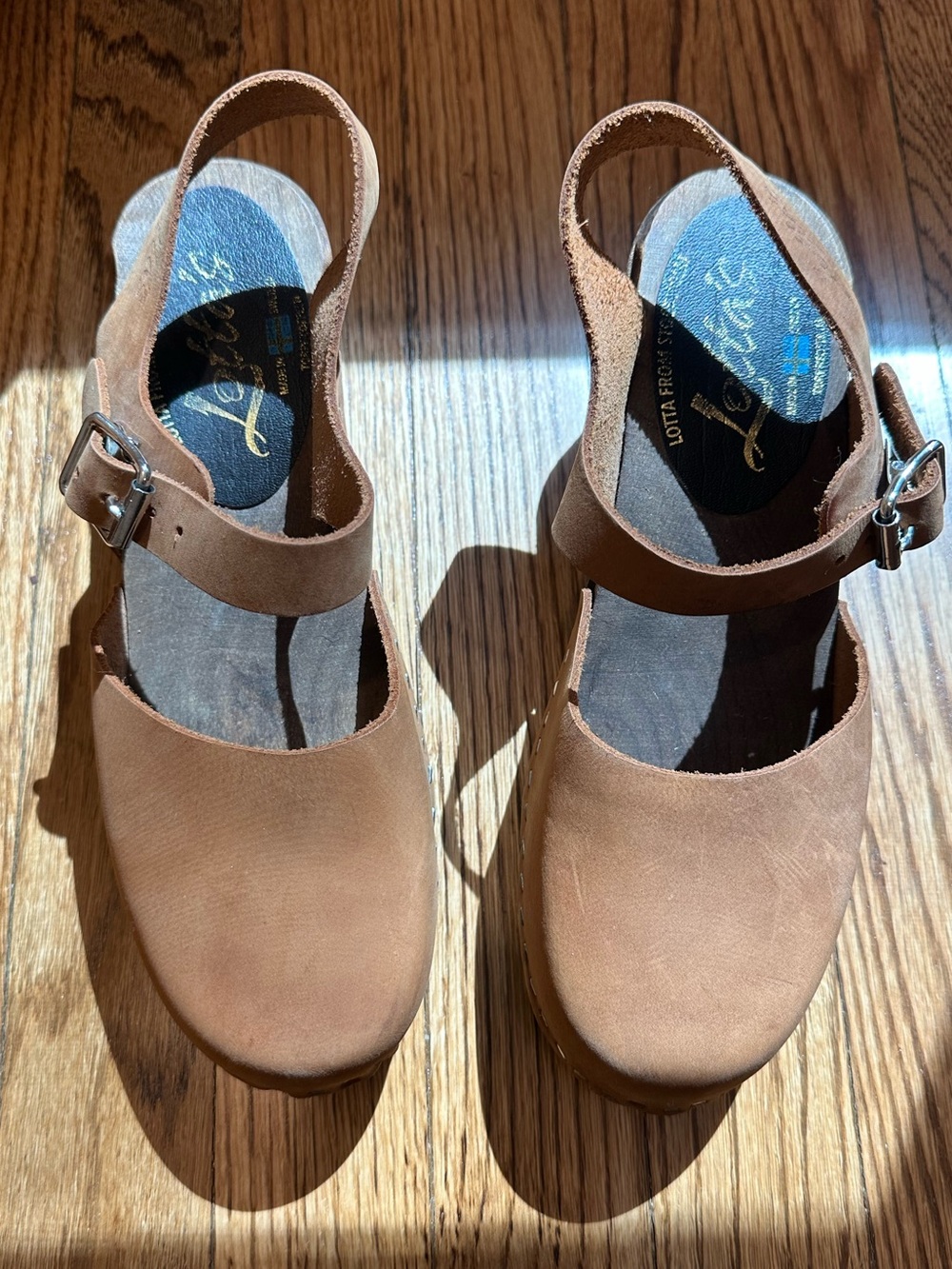 Lotta’s Women’s Tan Suede Slingback Clogs